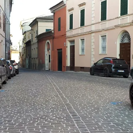 Il Cortile * Iesi